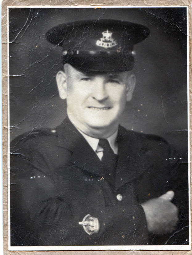 Photo of photos/Dick C Yardy 1894-1953 Inspector of Police portrait